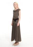 Robe étagée à ourlet asymétrique